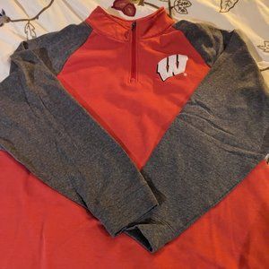 Wisconsin Badgers XXL Quarter Zip Sweatshirt